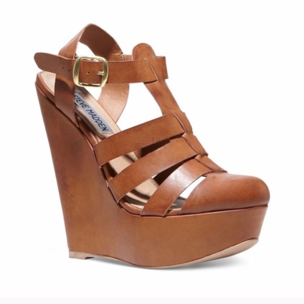 Steve Madden Luvely Brown Closed Toe Wedges